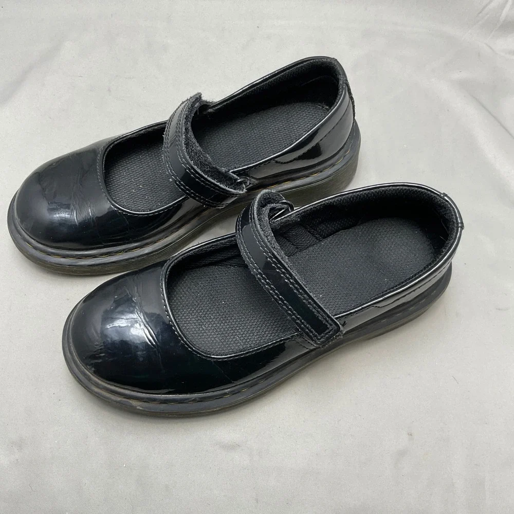 Dr. Martens Polly Mary Jane Kids Size 1 Black Patent Leather T-Strap Shoes
